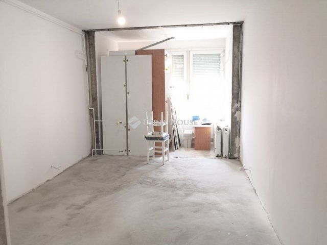 Eladó panellakás, Budapesten, III. kerületben 79.9 M Ft, 2 szobás