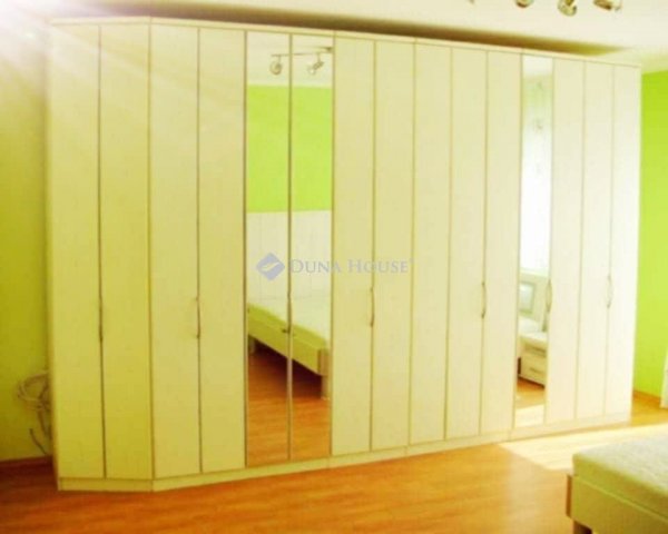 Eladó téglalakás, Mosonmagyaróváron 48 M Ft, 1 szobás