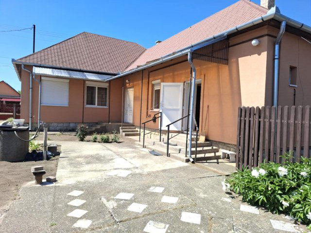 Eladó családi ház, Kótajon 31.9 M Ft, 4 szobás