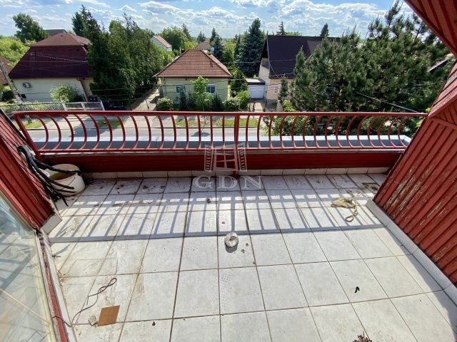 Eladó családi ház, Budapesten, XVI. kerületben 179.9 M Ft