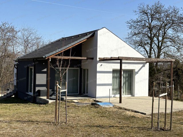 Eladó családi ház, Őrbottyánban 137 M Ft, 3 szobás