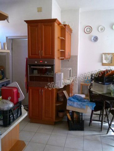 Eladó családi ház, Cegléden 52.9 M Ft, 3 szobás