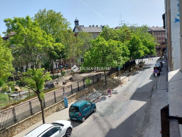 Eladó téglalakás, Budapesten, VII. kerületben 89.9 M Ft