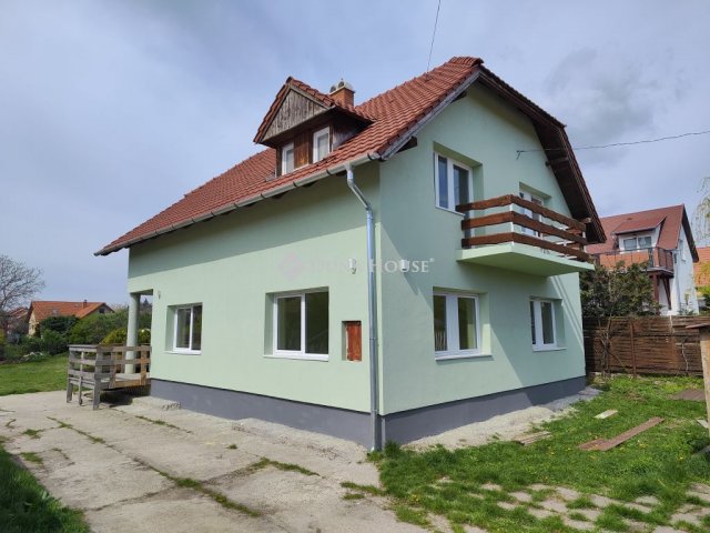 Eladó családi ház, Érden 134.4 M Ft, 7 szobás