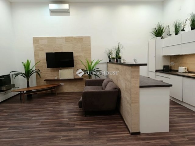 Eladó téglalakás, Budapesten, VII. kerületben 121.275 M Ft