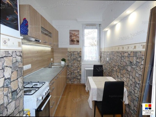 Eladó téglalakás, Nagykanizsán 34.9 M Ft, 2 szobás