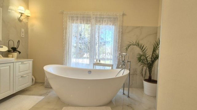 Eladó családi ház, Kecskeméten 95 M Ft, 4 szobás