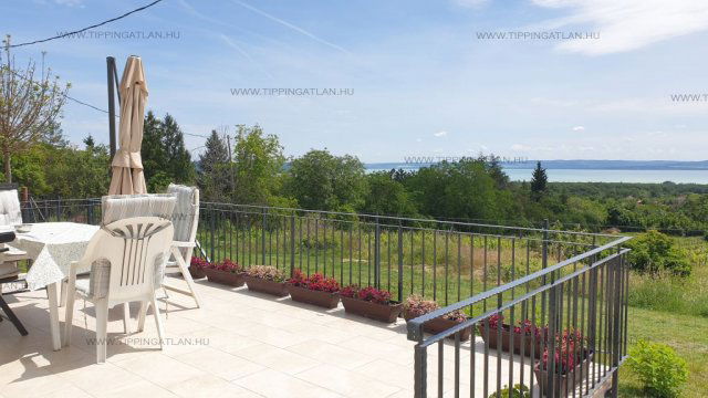 Eladó családi ház, Balatonudvariban, Vászolyi úton 154 M Ft