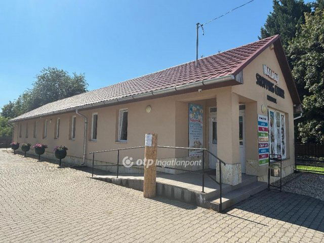 Eladó üzlethelyiség, Halmajon 48 M Ft / költözzbe.hu