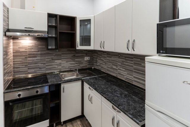 Eladó téglalakás, Szolnokon 52 M Ft, 3 szobás