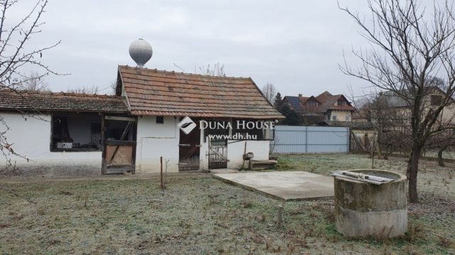 Eladó családi ház, Tápiószecsőn 50 M Ft, 3 szobás