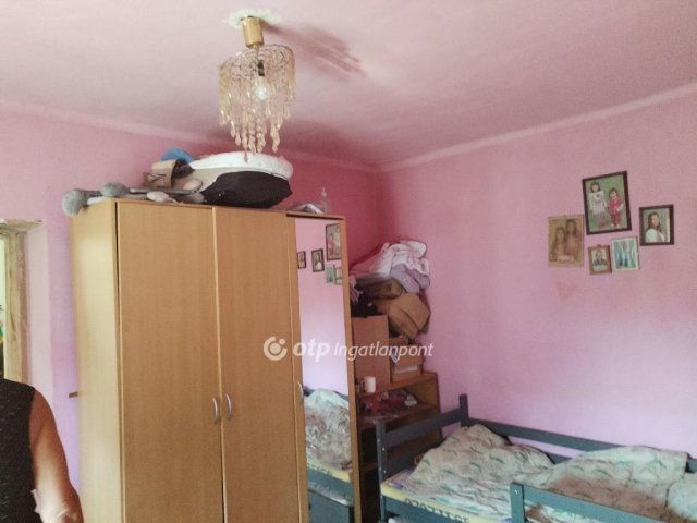 Eladó családi ház, Kislángon 18 M Ft, 3 szobás