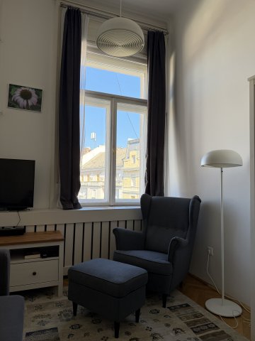 Eladó téglalakás, Budapesten, V. kerületben 117 M Ft, 1 szobás