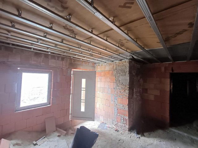 Eladó téglalakás, Szombathelyen 24.99 M Ft, 3 szobás