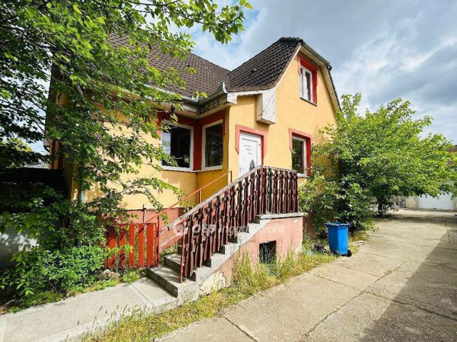 Eladó családi ház, Debrecenben 91.9 M Ft, 2+3 szobás