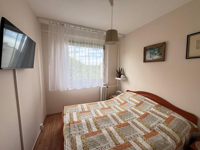 Eladó panellakás, Budapesten, III. kerületben 91.9 M Ft