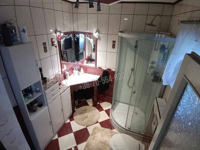 Eladó családi ház, Herencsényben 34.5 M Ft, 6 szobás