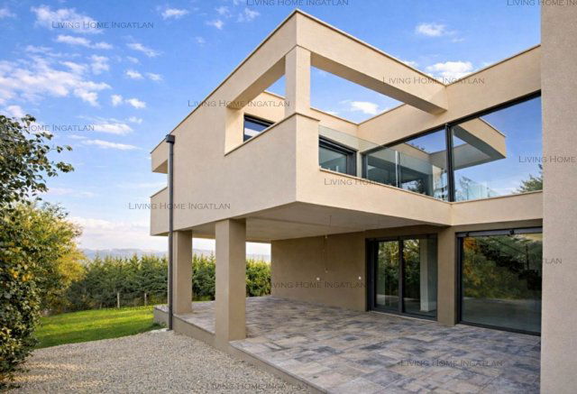 Eladó családi ház, Solymáron 320 M Ft, 5 szobás