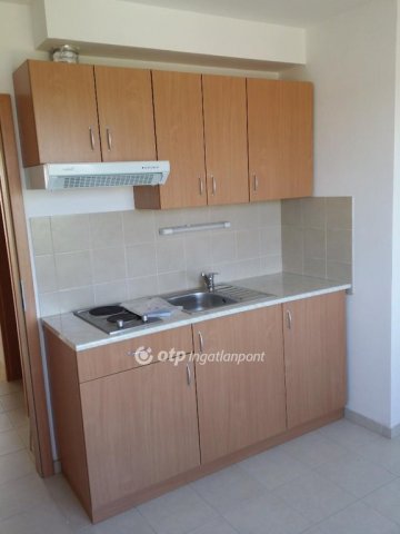 Eladó téglalakás, Táborfalván 28.45 M Ft, 3 szobás