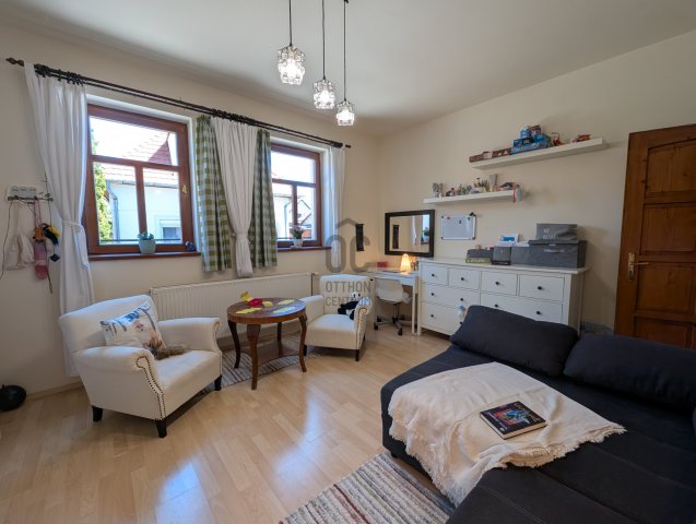 Eladó családi ház, Veszprémben 114.8 M Ft, 5 szobás