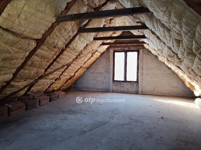 Eladó családi ház, Solymáron 78 M Ft, 1+1 szobás