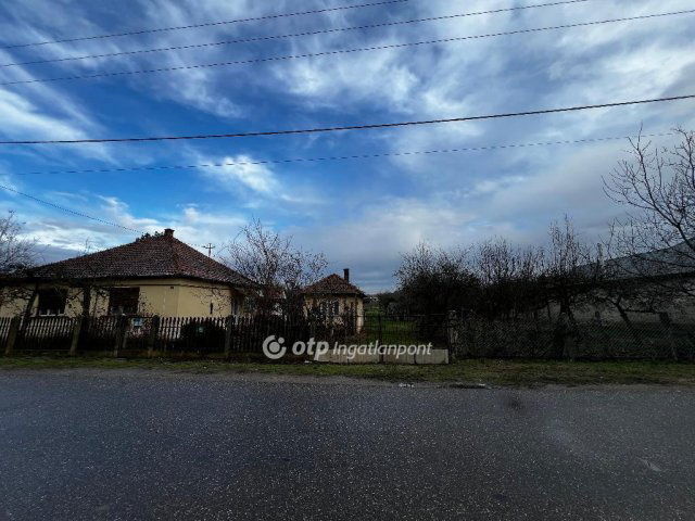 Eladó családi ház, Nyíregyházán 22.9 M Ft, 3 szobás