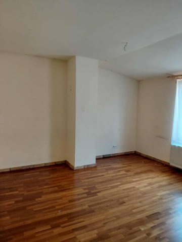 Eladó családi ház, Pilisvörösváron 99 M Ft, 5 szobás