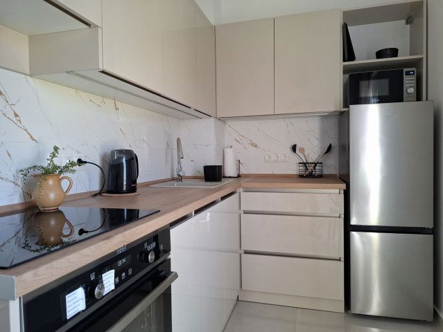 Kiadó panellakás, albérlet, Pécsett 190 E Ft / hó, 2 szobás