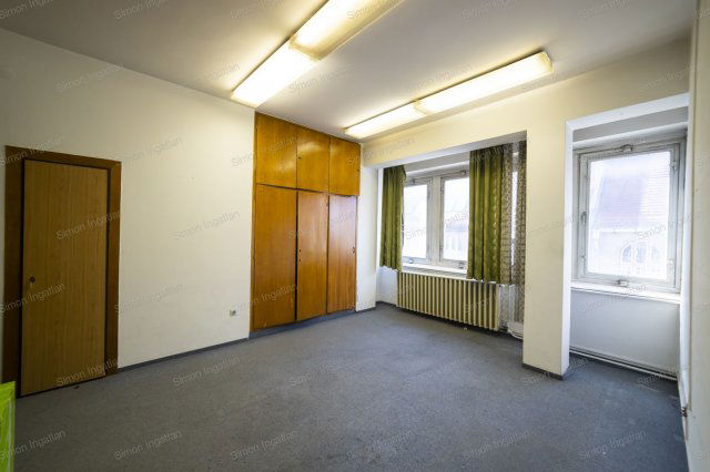 Eladó iroda, Kecskeméten 22.8 M Ft / költözzbe.hu