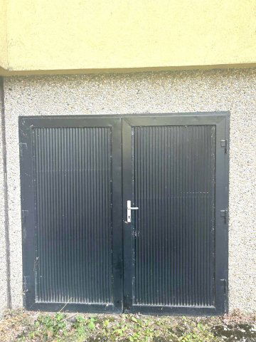 Eladó garázs, Szombathelyen, Barátság utcában 7.9 M Ft