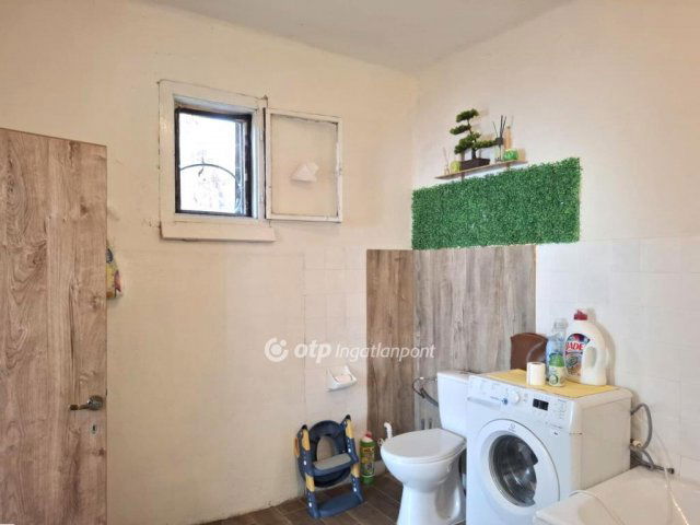 Eladó családi ház, Berettyóújfaluban 17 M Ft, 1+1 szobás