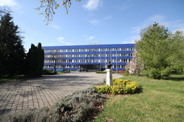 Kiadó hotel, Tatabányán 90 E Ft / hó / költözzbe.hu