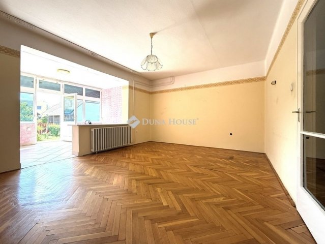 Eladó családi ház, Orosházán 33 M Ft, 3 szobás