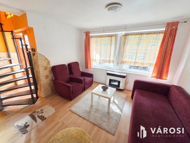 Eladó családi ház, Szigetszentmiklóson 68 M Ft, 3 szobás