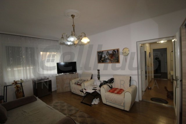 Eladó téglalakás, Celldömölkön 30.5 M Ft, 2 szobás