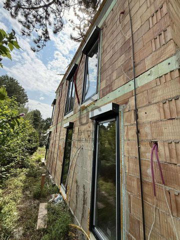 Eladó ikerház, Siófokon 185.9 M Ft, 4 szobás