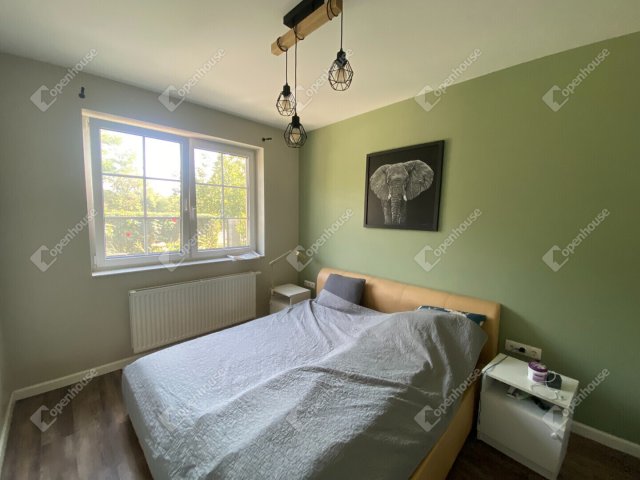 Eladó családi ház, Kimlén 74.99 M Ft, 2 szobás