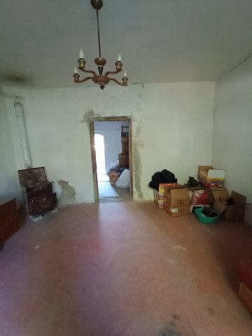 Eladó családi ház, Székesfehérvárott 29 M Ft, 1 szobás
