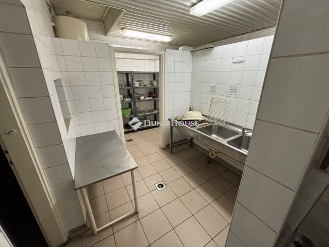 Eladó üzlethelyiség, Miskén 39.9 M Ft / költözzbe.hu