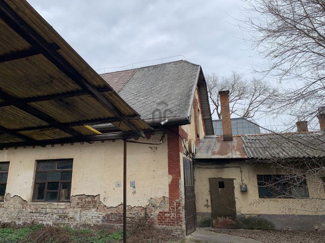 Eladó ipari ingatlan, Debrecenben 300 M Ft / költözzbe.hu