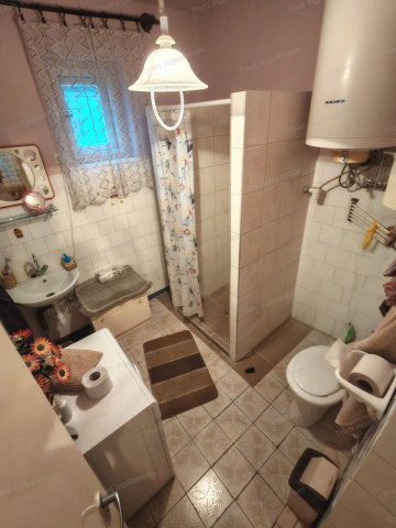 Eladó családi ház, Paszabon 14.9 M Ft, 2+1 szobás