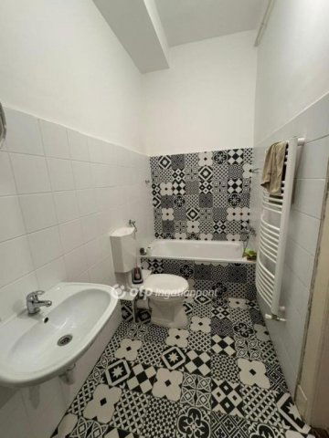 Eladó téglalakás, Budapesten, VII. kerületben 84.9 M Ft