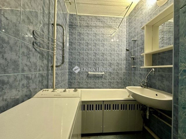 Eladó panellakás, Budapesten, XIX. kerületben 51 M Ft, 2 szobás