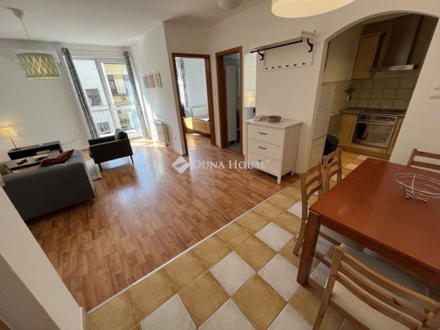 Eladó téglalakás, Budapesten, IX. kerületben 81.99 M Ft