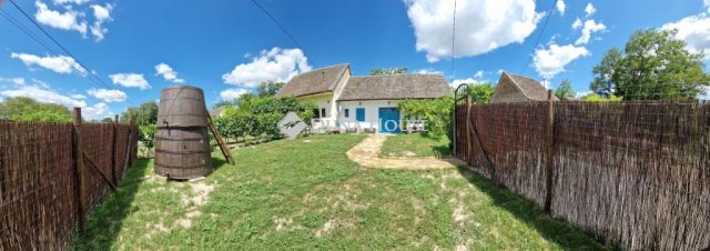 Eladó nyaraló, Majson 29.9 M Ft, 2 szobás / költözzbe.hu