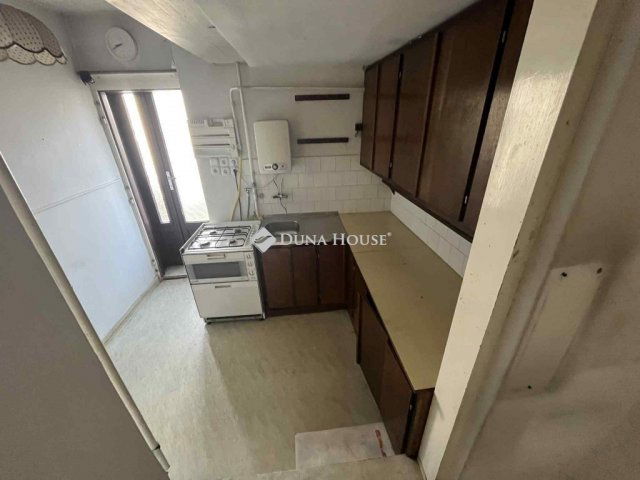 Eladó családi ház, Kecskeméten 83.99 M Ft, 6 szobás