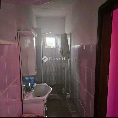 Eladó családi ház, Farmoson 38.9 M Ft, 4 szobás