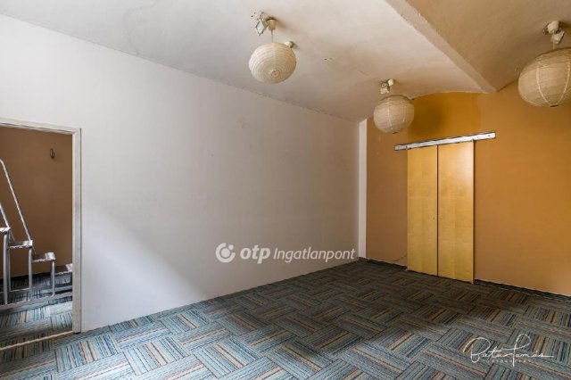 Eladó családi ház, Budapesten, IX. kerületben 893.2 M Ft