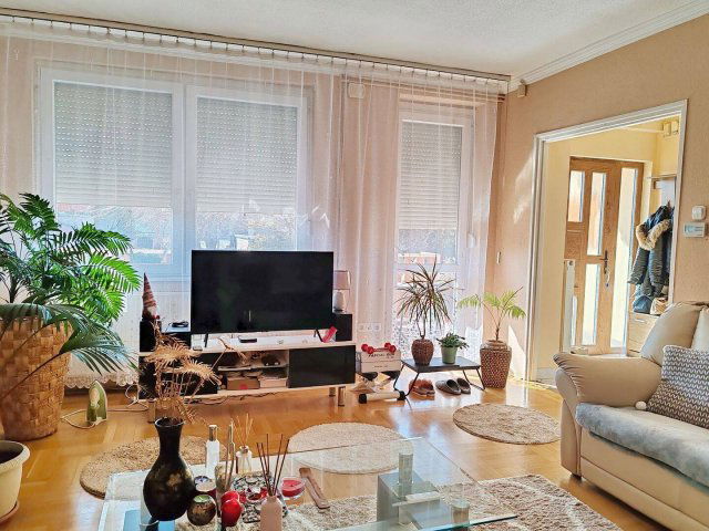Eladó családi ház, Budapesten, XXI. kerületben 110.9 M Ft