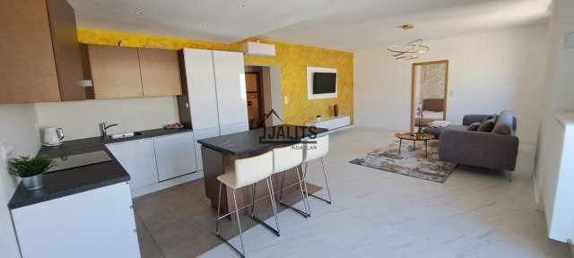 Kiadó téglalakás, albérlet, Budapesten, V. kerületben, 3 szobás